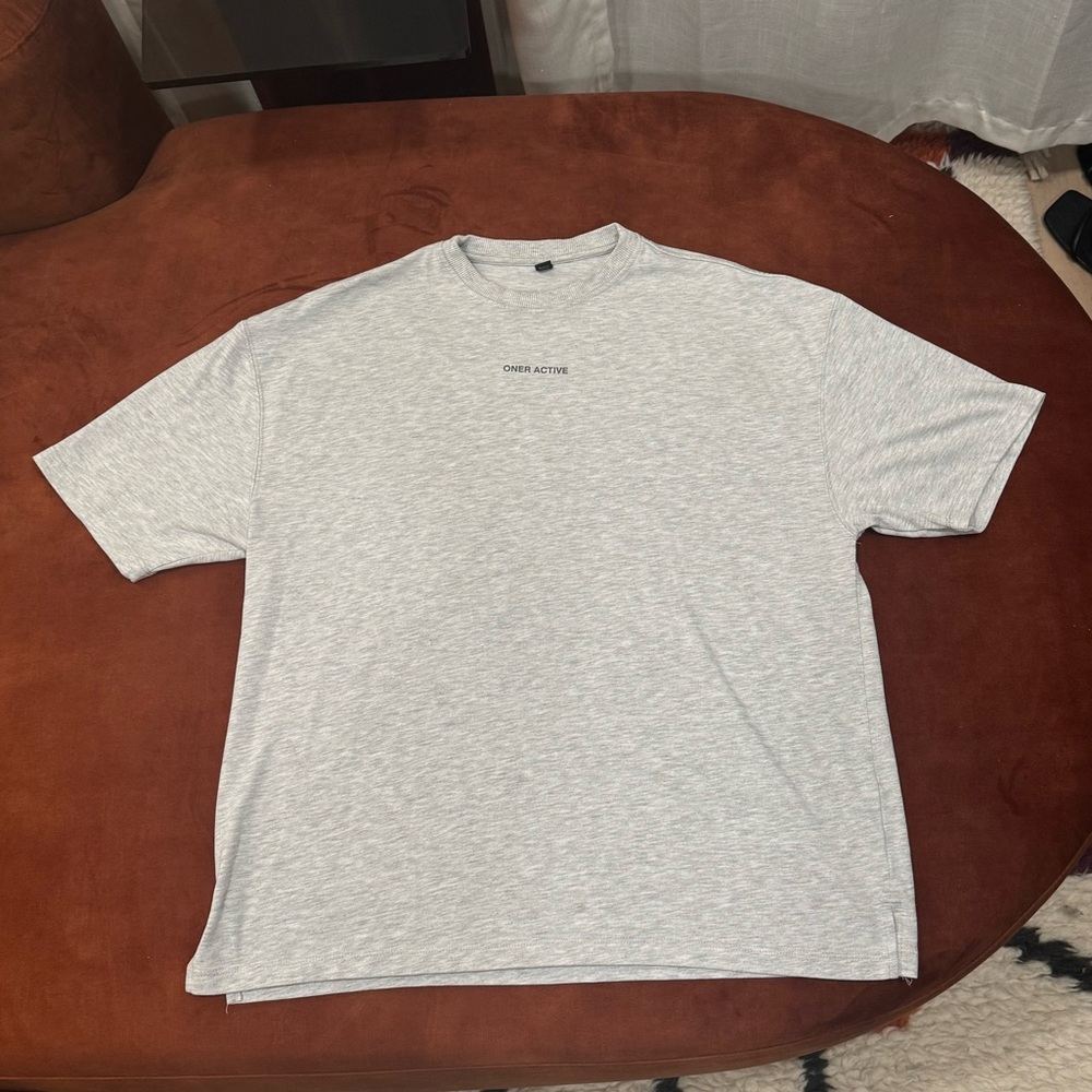 Oner Active graphic t-shirt in heather grey size medium